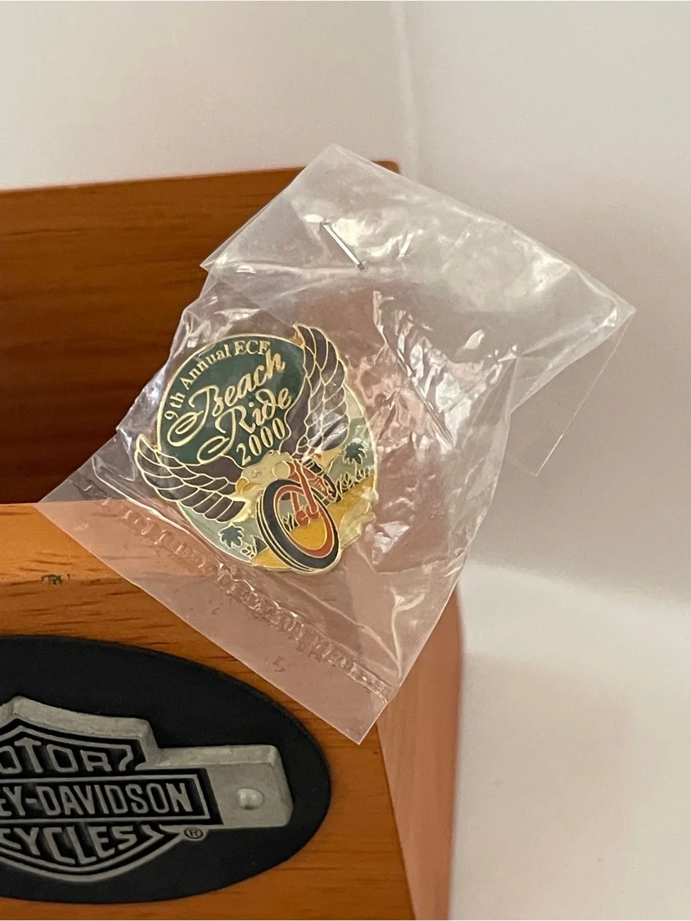 Harley-Davidson Black & Brown Logo Display Box with Collectible Pins